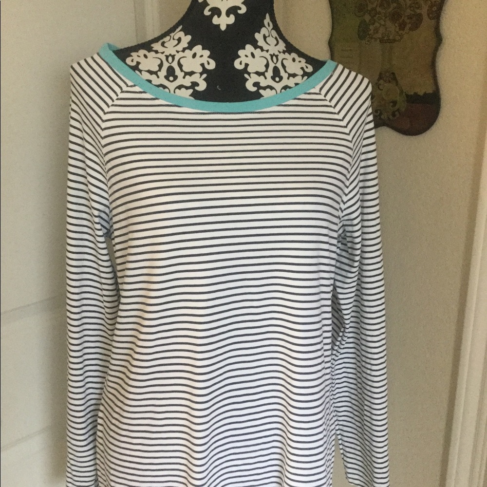 Black & White Stripe Top